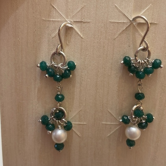 Sundance Catalog Emerald, Pearl & Sterling Silver Earrings—BEAUTIFUL!! New! - Picture 2 of 5